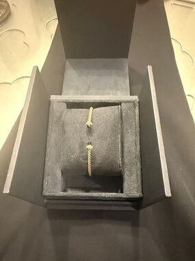 David Yurman 18k yellow gold Cablespira bracelet with black onyx & diamonds